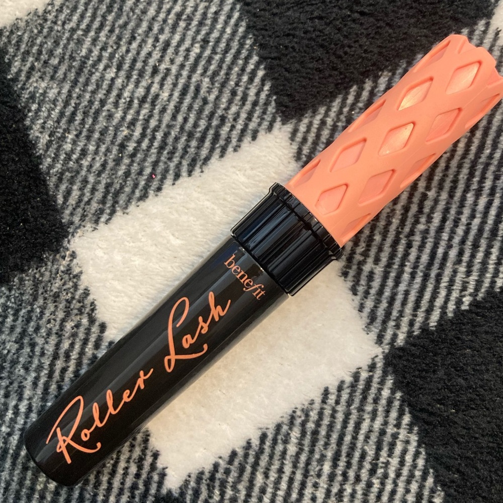 NEW Benefit Roller Lash Mascara - Super-Curling and Lifting Mascara